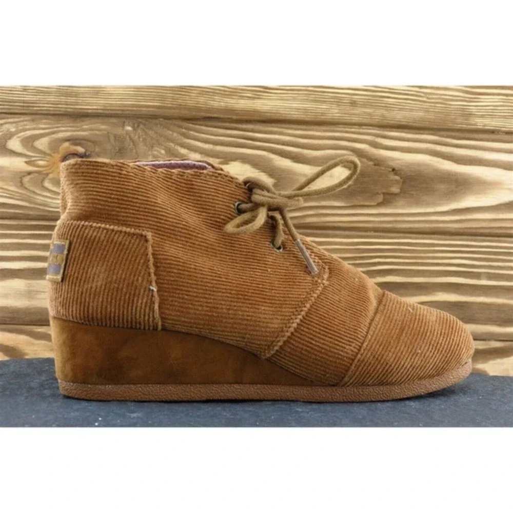 Toms welcome shoe