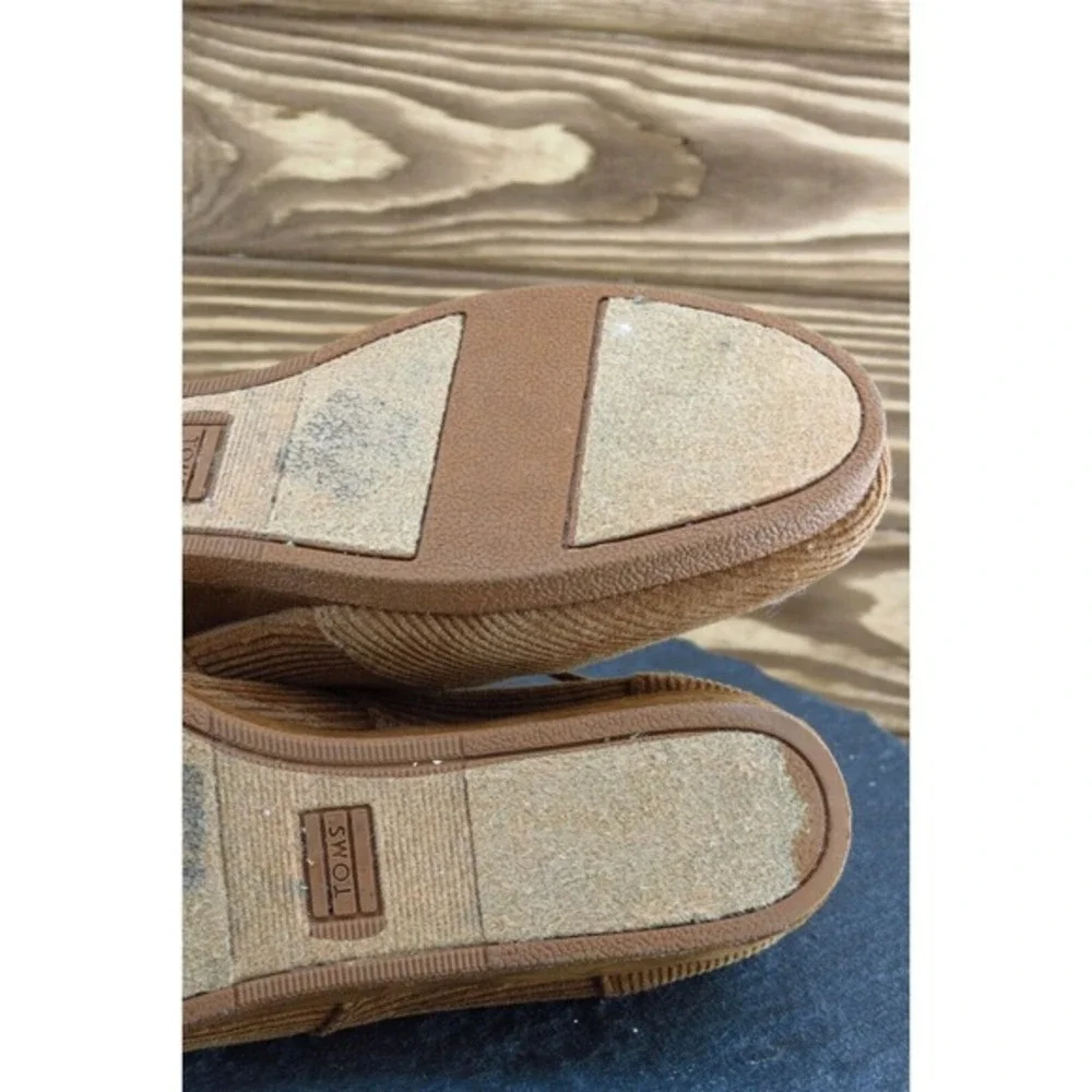 Toms welcome shoe
