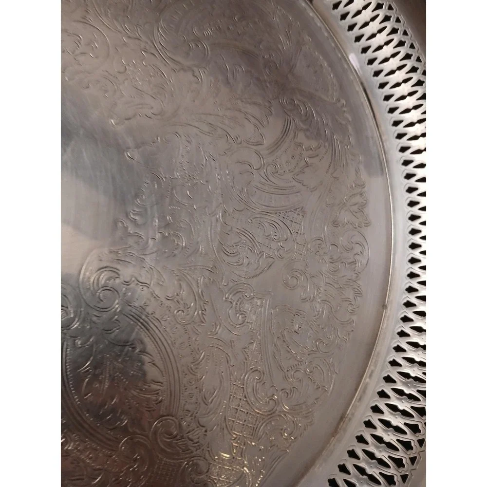 Vintage 1940s ONEIDA Silver Plated Ornate Design 14.5