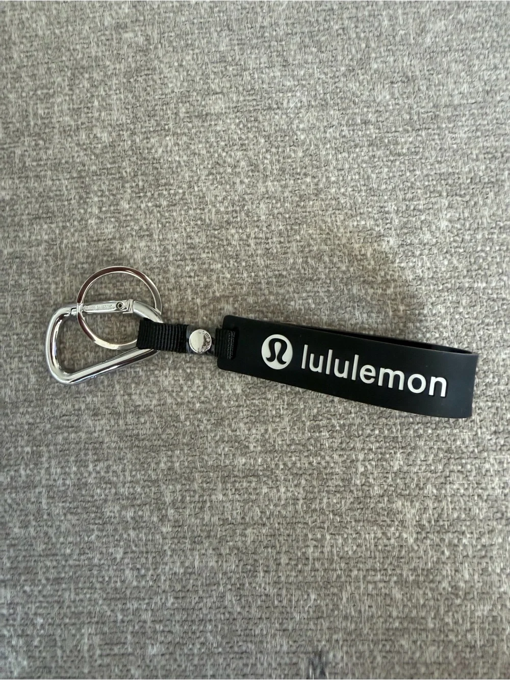 Lululemon  Silicone Keychain ColourBlack/Vapor/Silver One size