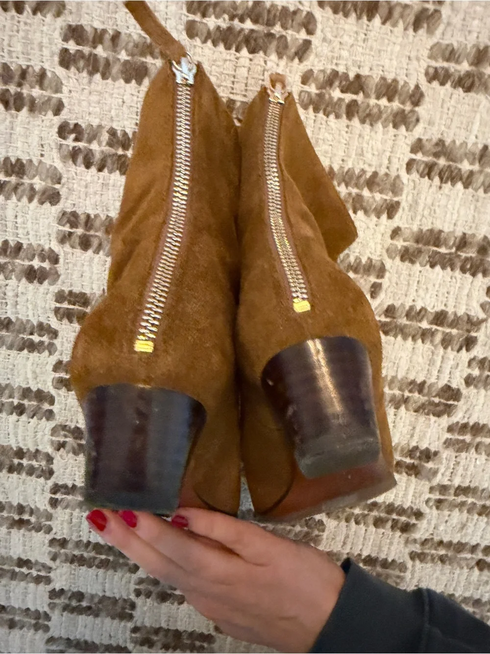Madewell suede upper