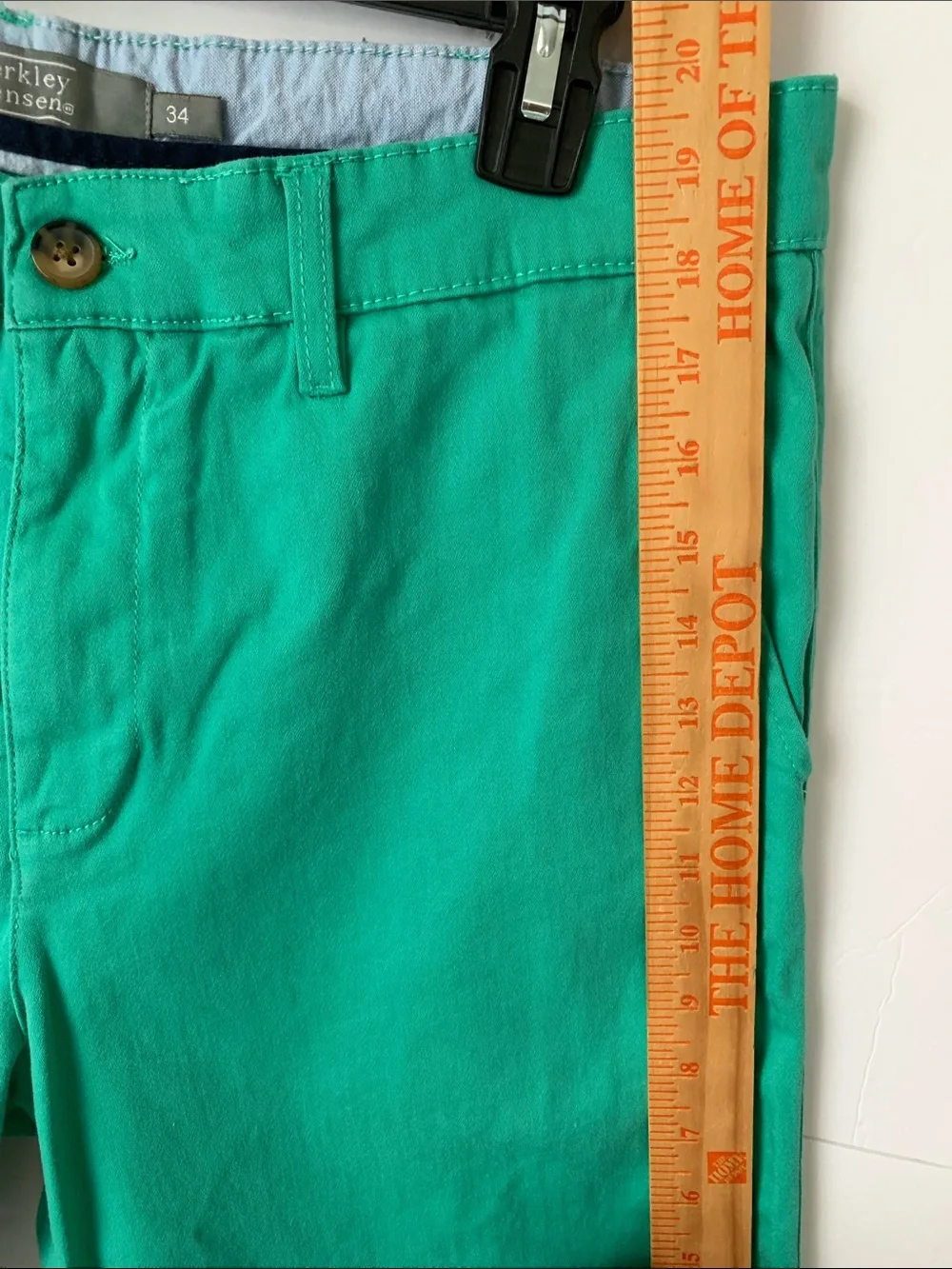 Berkley Jensen Men's Green Classic Chino Shorts Size 34