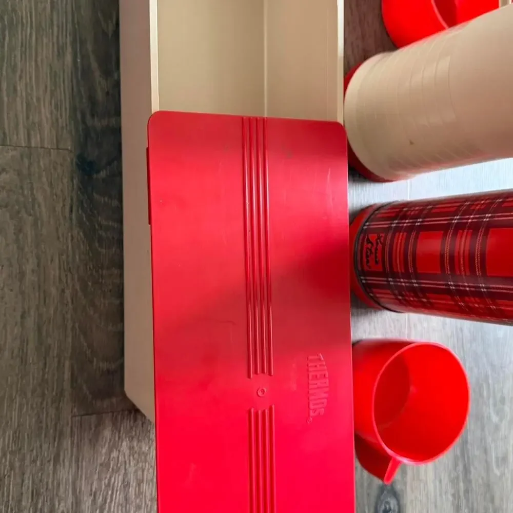 Other vintage red
