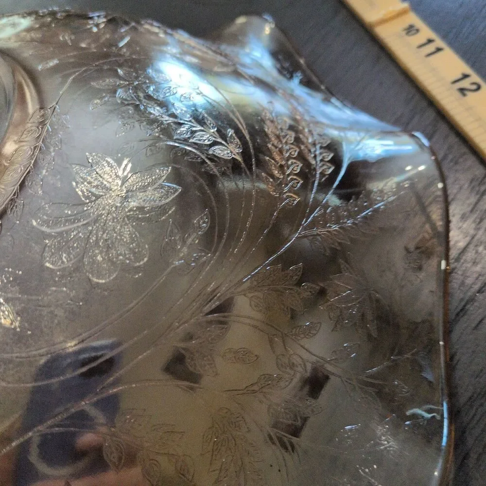 Jeannette vintage glass
