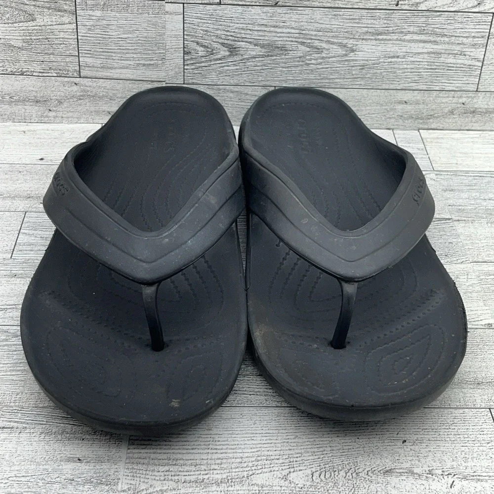 CROCS elevate your