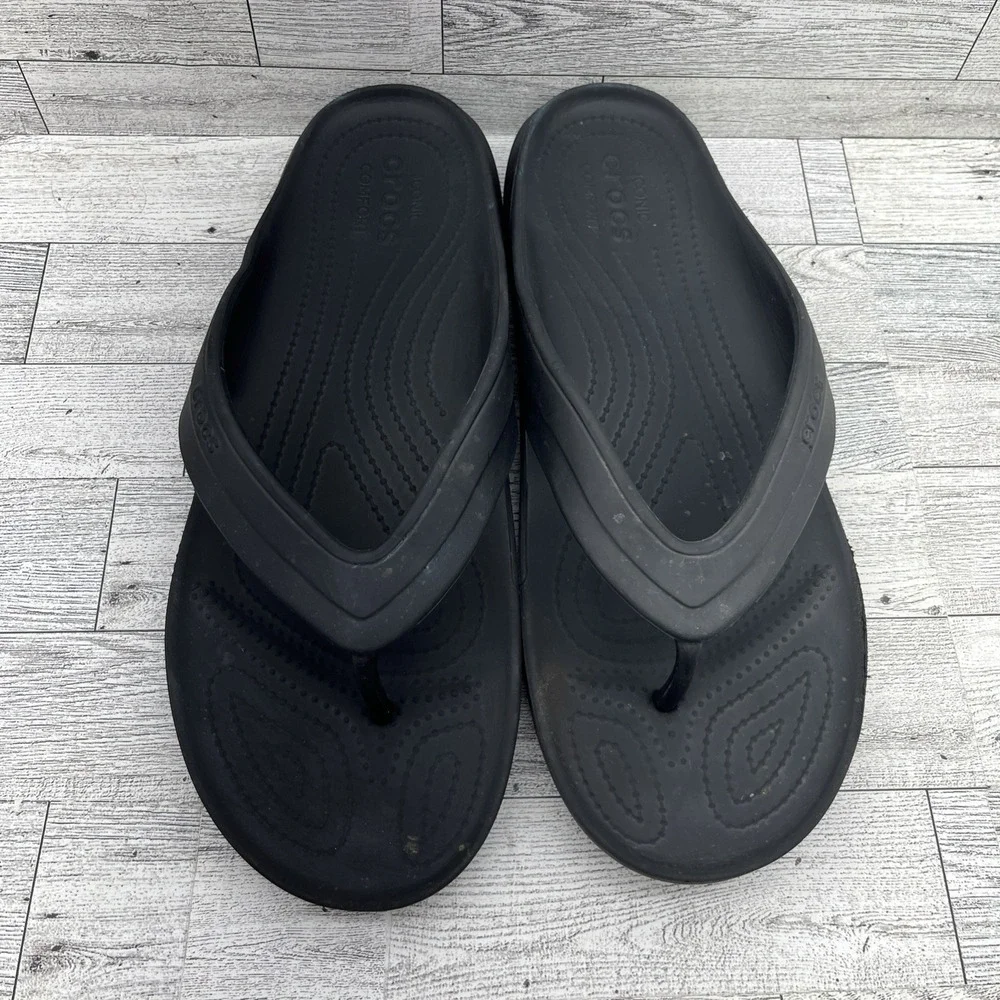 CROCS elevate your