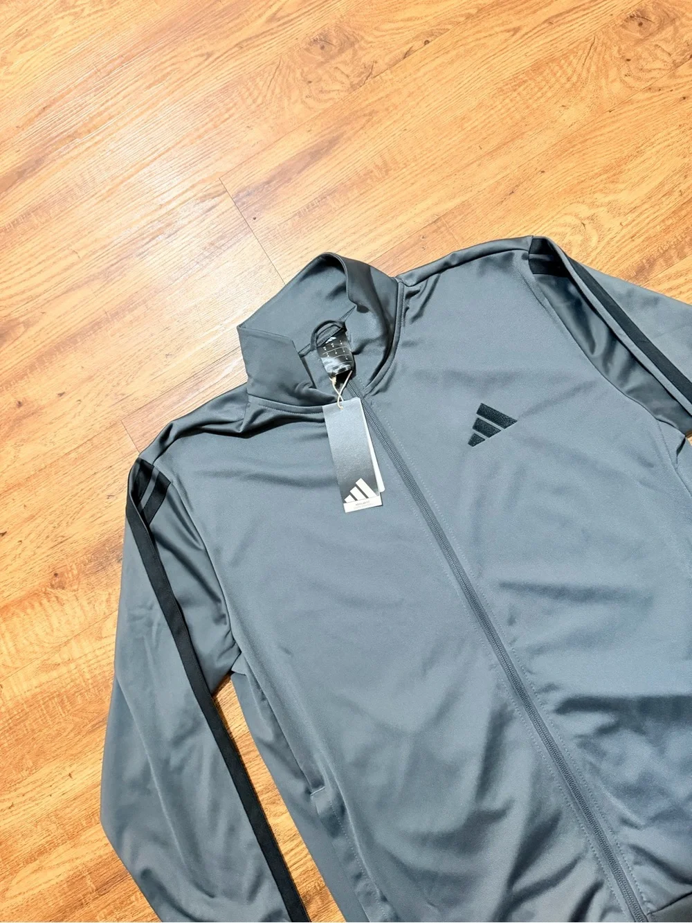 adidas lightweight athletic