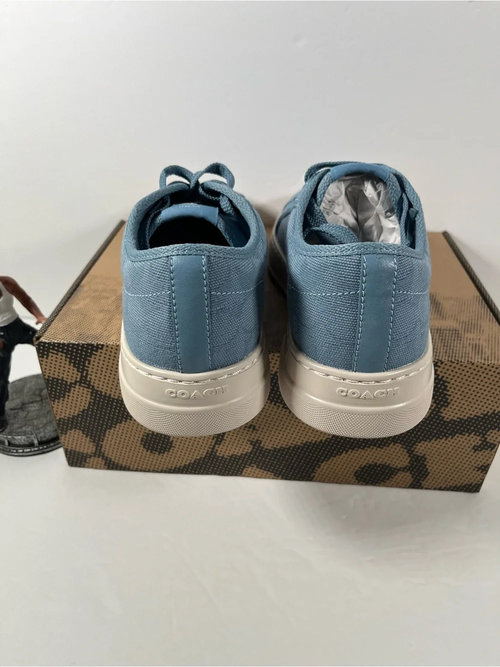 Coach 100% authentic