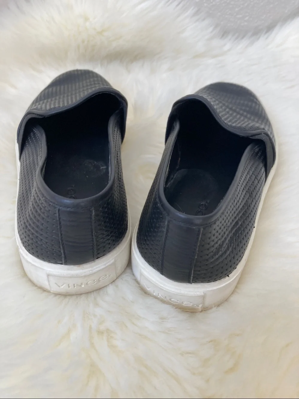 Vince Blair Perforated Leather Slip on Sneakers sz 6