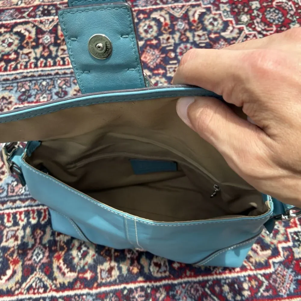 Coach f11196 medium
