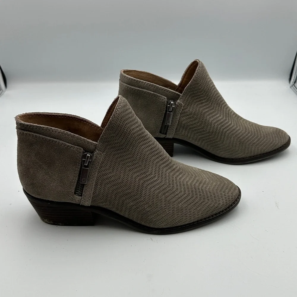 Lucky Brand seamlessly style