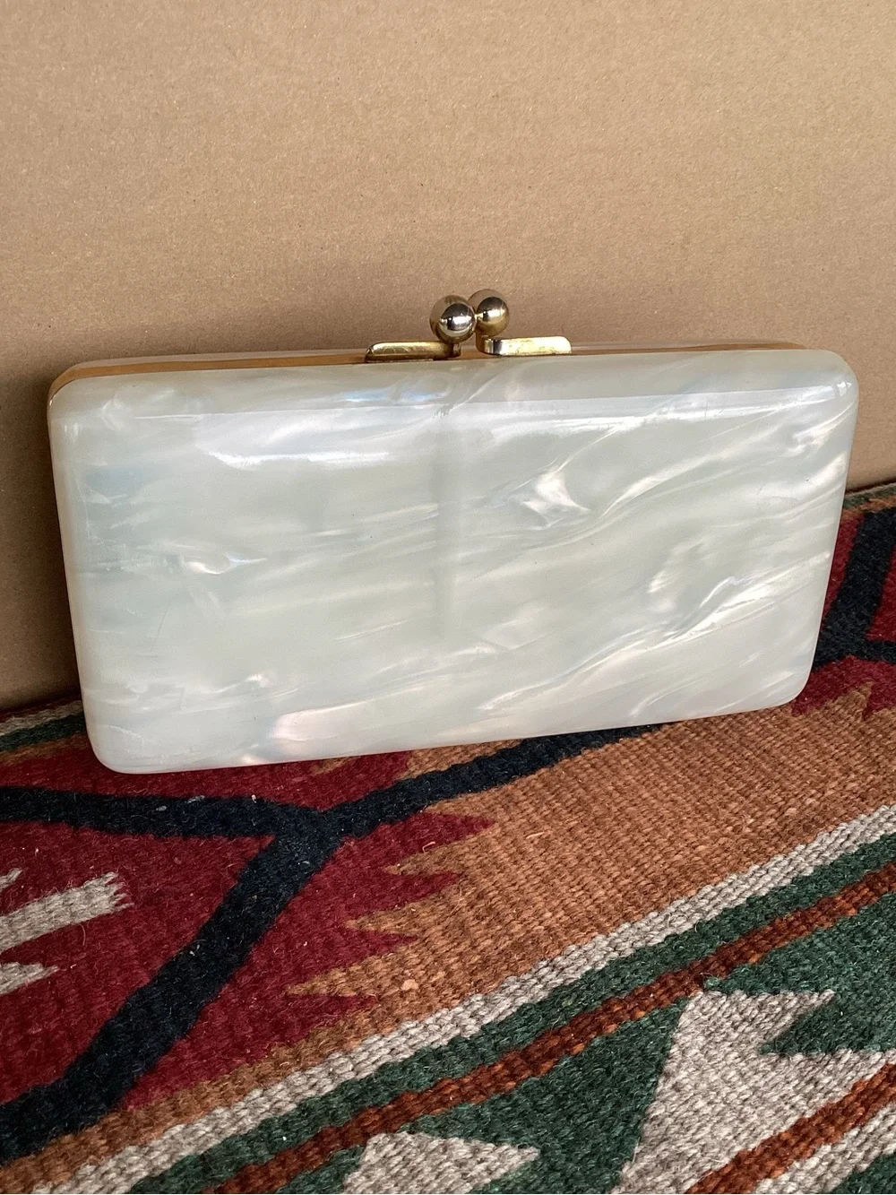 Vintage marble white purse clutch hard body lucite acrylic minaudiére bag