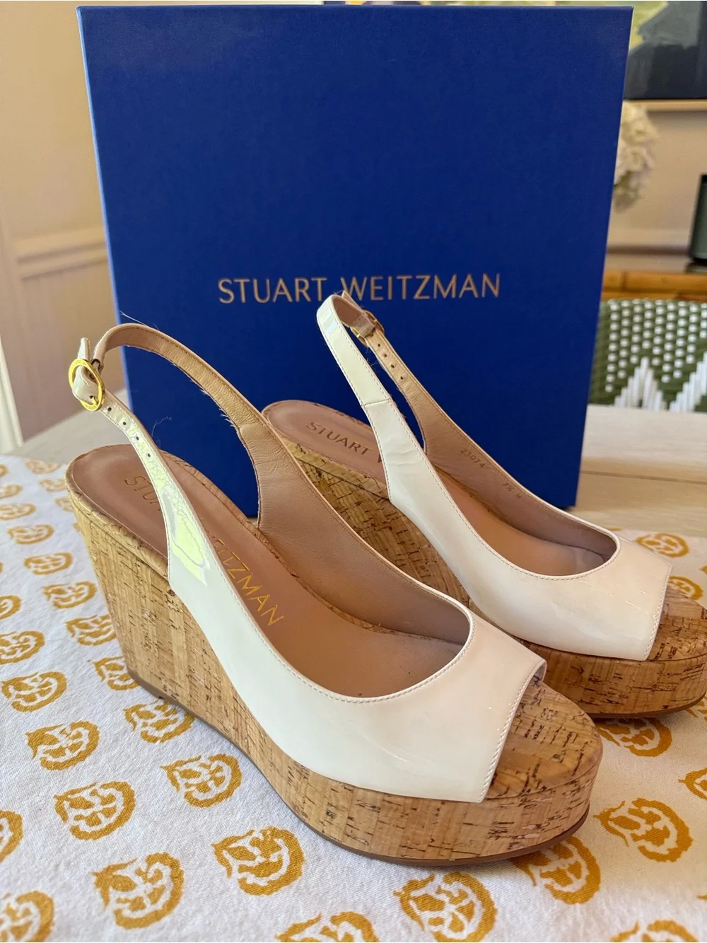Stuart Weitzman brand new