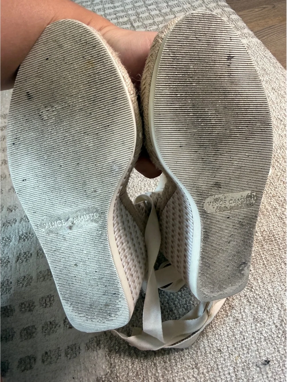 Vince Camuto Women's Beige and White Woven Espadrille Wedge Sandals Size 6