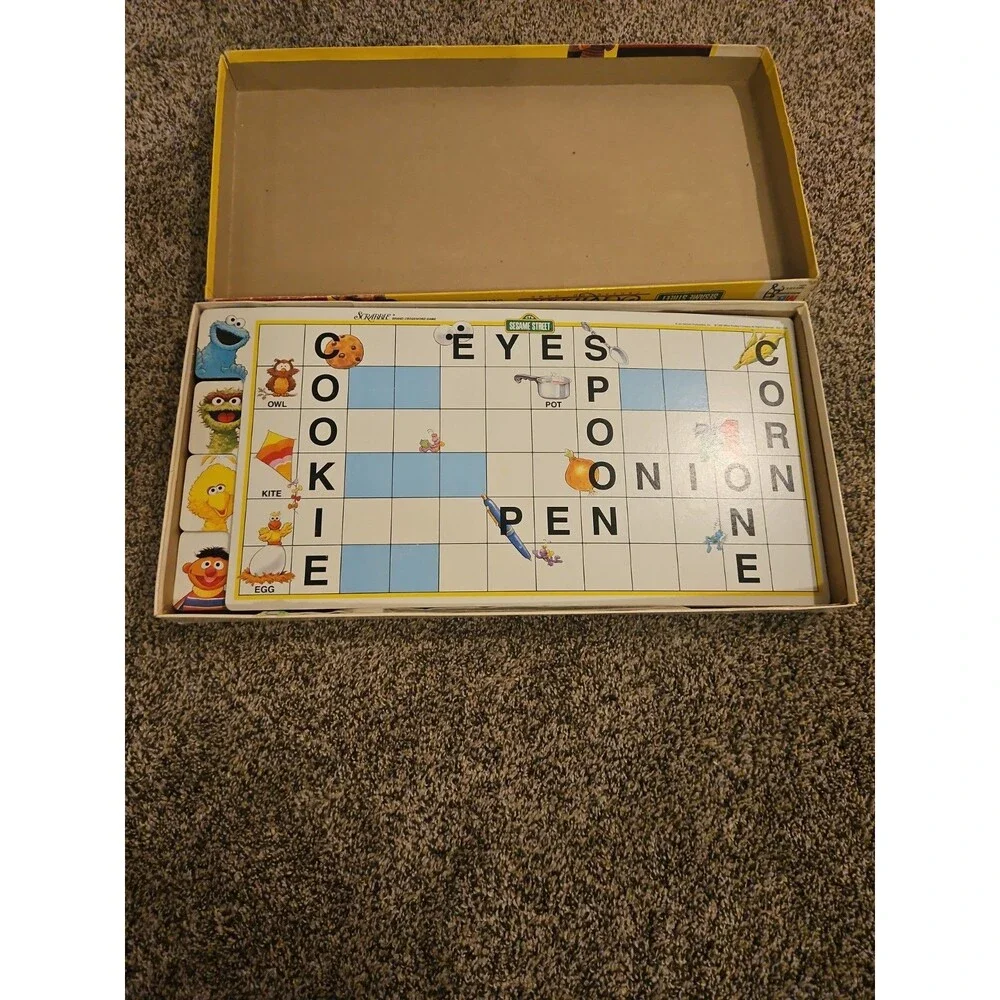 Milton Bradley vintage 1992