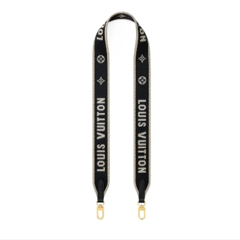 Louis Vuitton inches grained