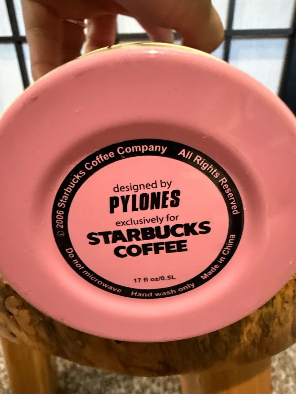 Starbucks questions leave