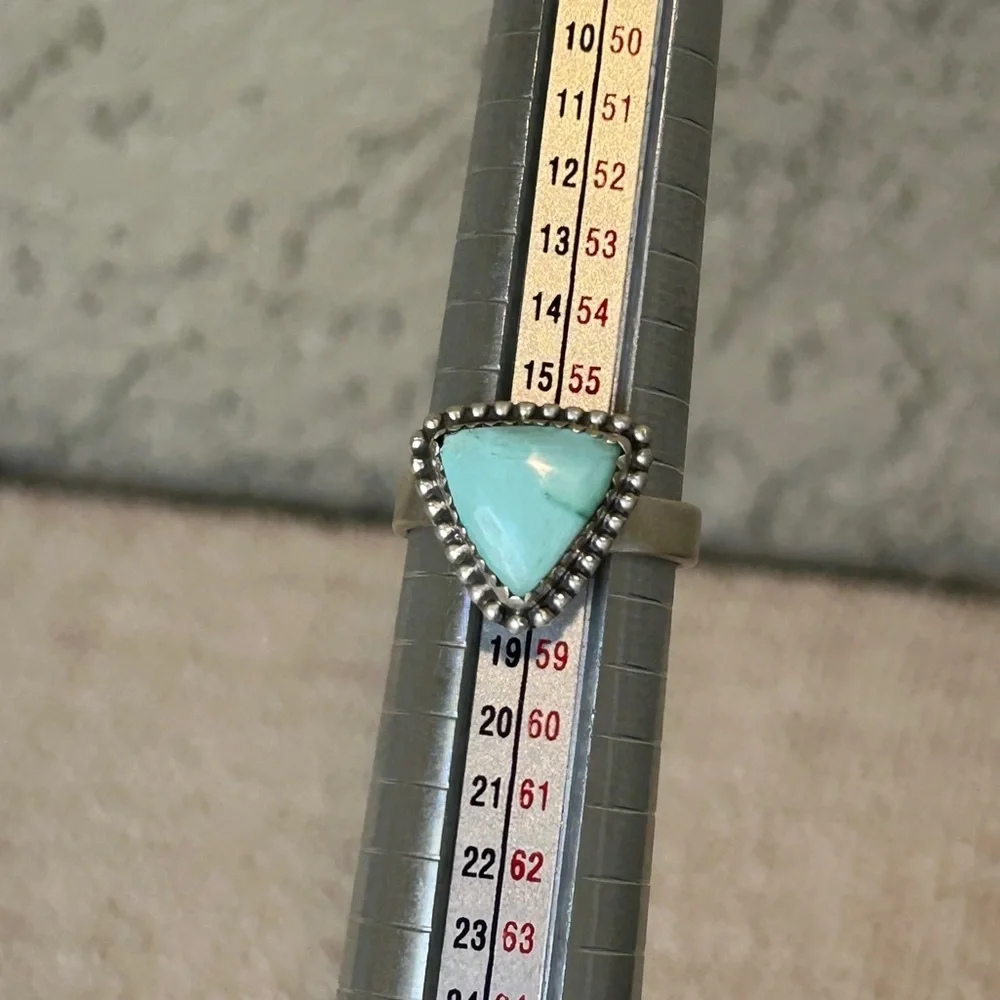 Artisan size material