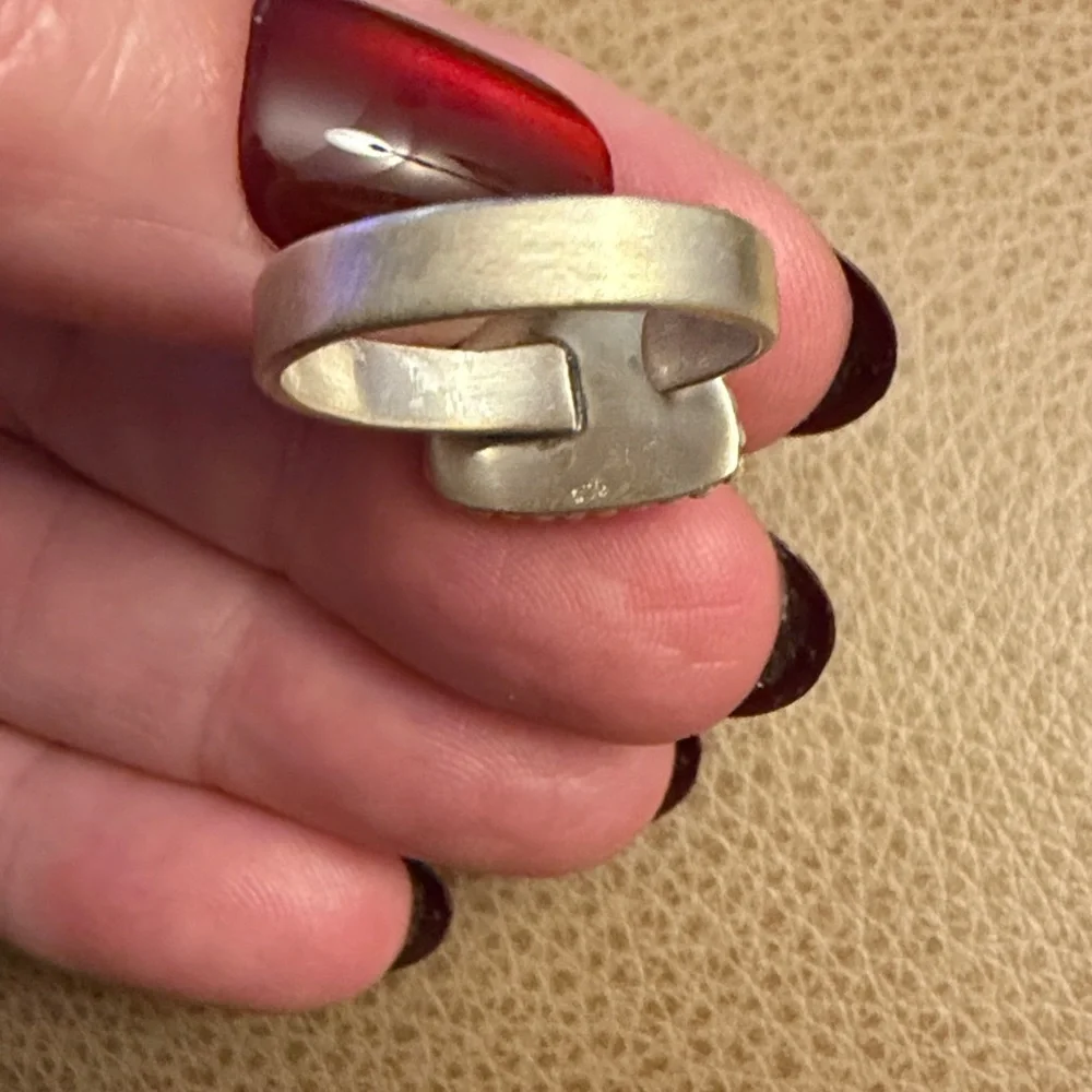 Artisan size material