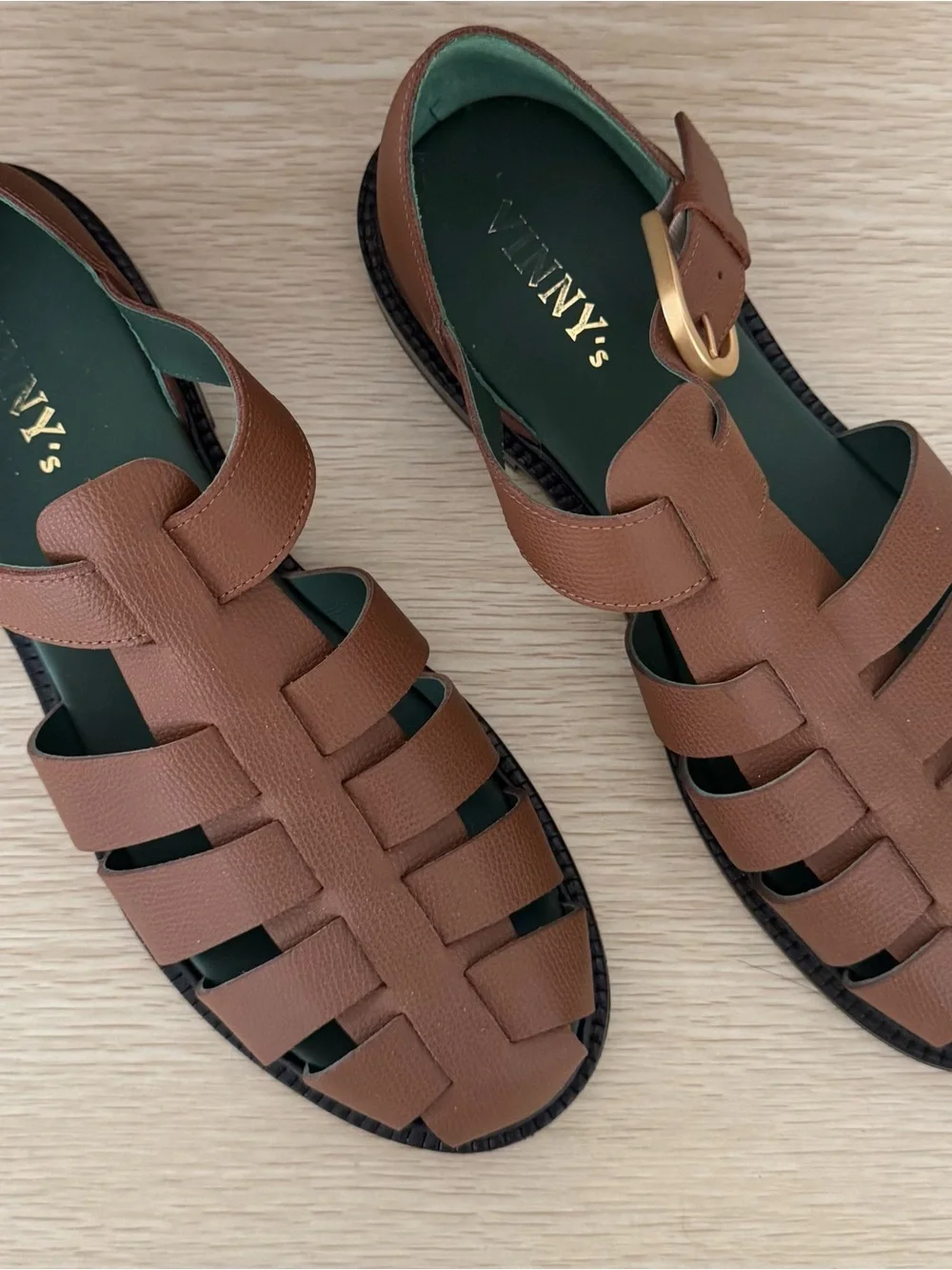 Vinny’s Mens Brown Leather Fisherman Sandals with Gold Buckle (EU 43 / US 10)