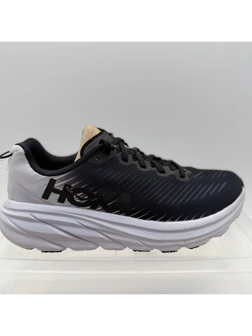 Hoka One One hoka one
