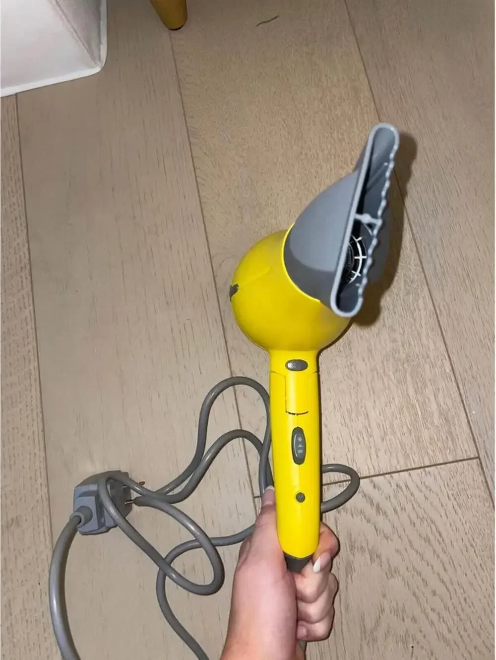 N/A drybar buttercup