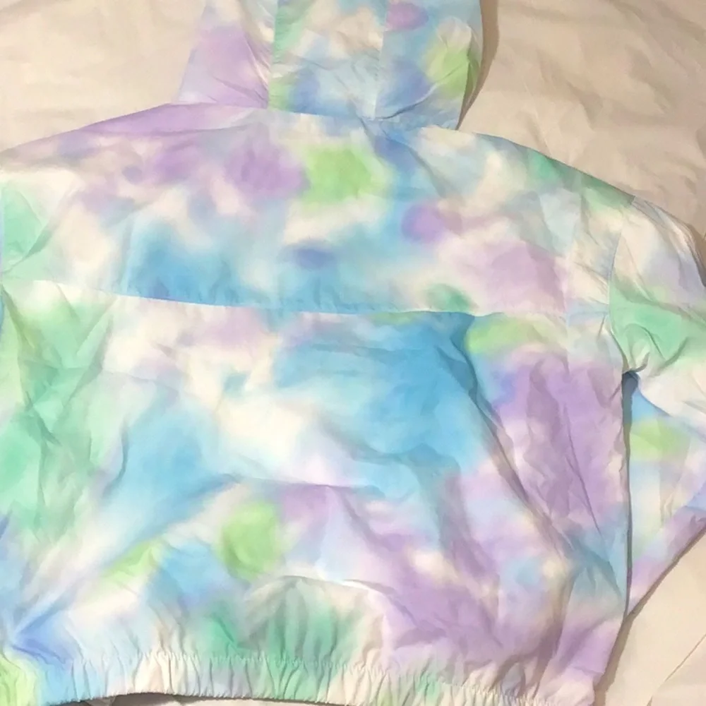 Justice tie die