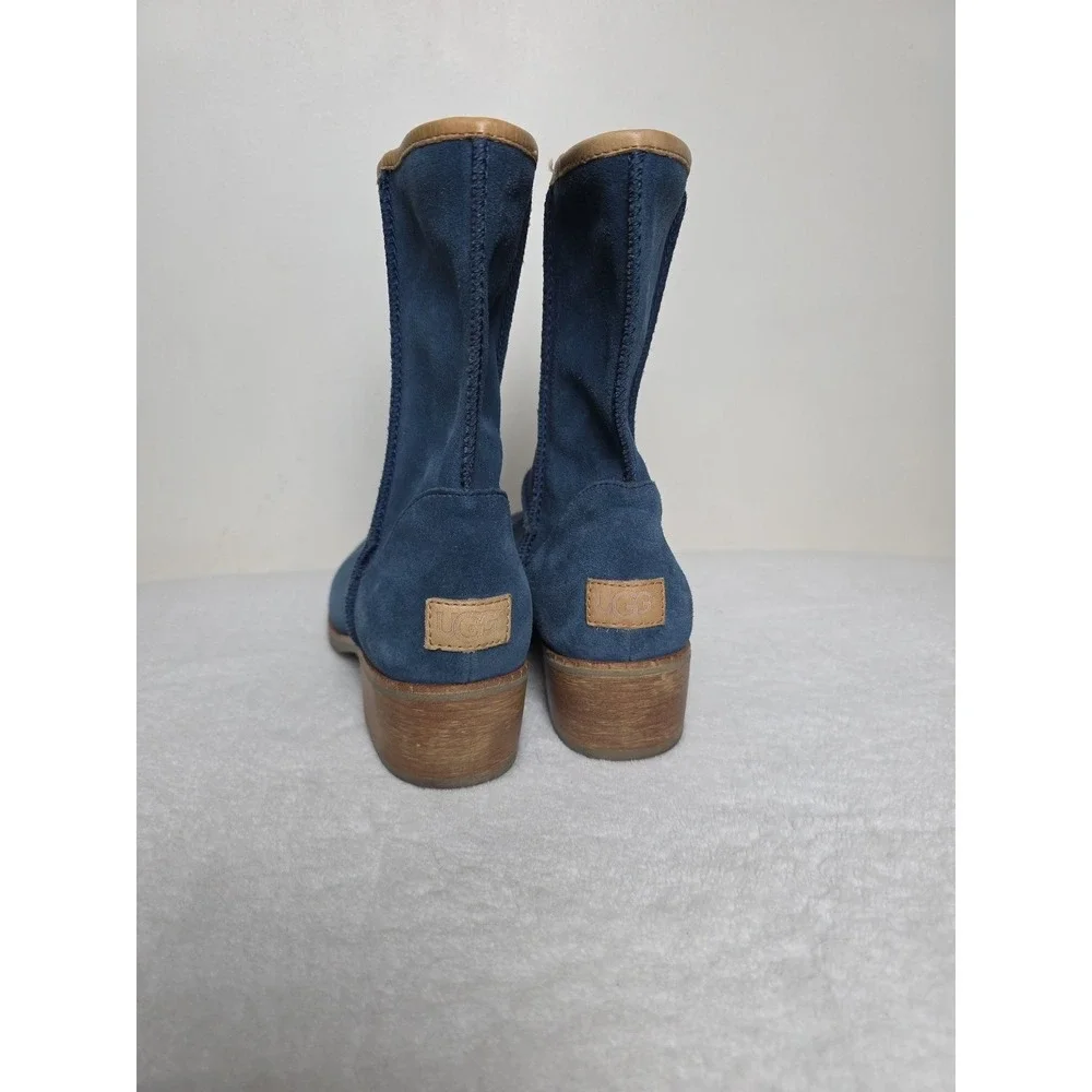 UGG Womens Cyrindra‎ Boot Size 9 Blue Suede Slouch Pull On Bootie Low Block Heel