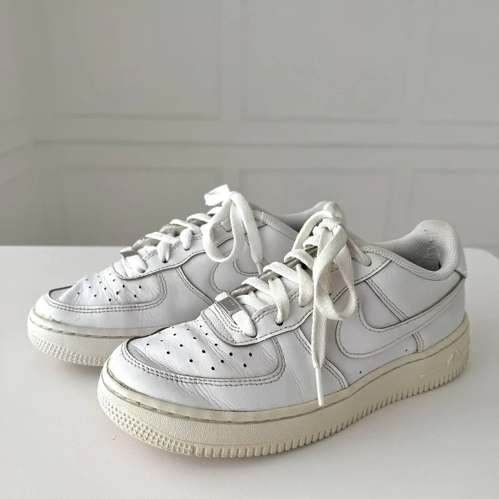 Nike Air Force 1 Low Kids White Leather Sneakers Shoes Size‎ 5.5 Youth