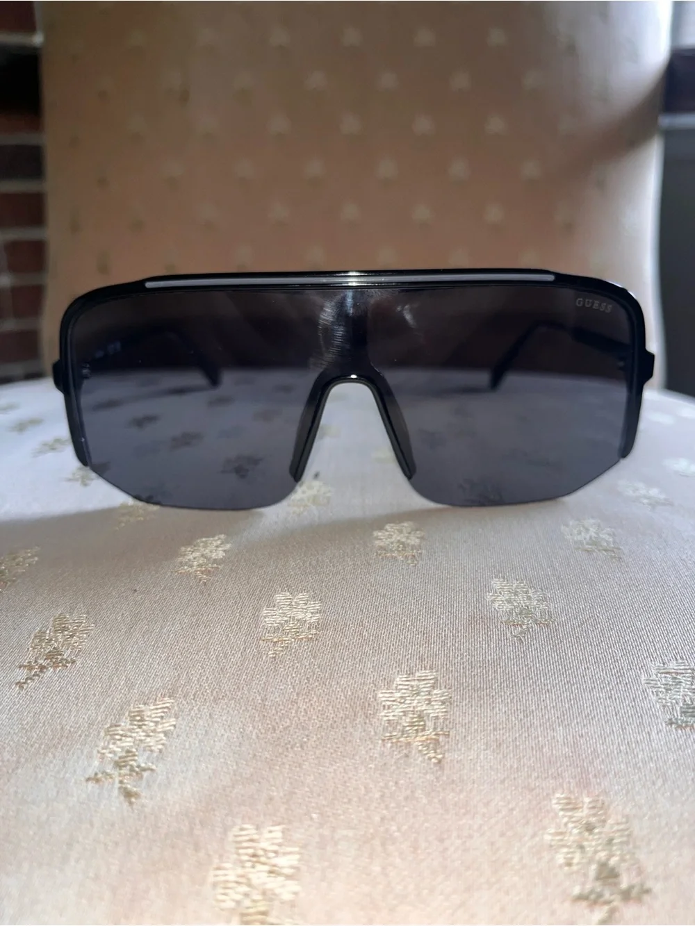 Guess outlet metal