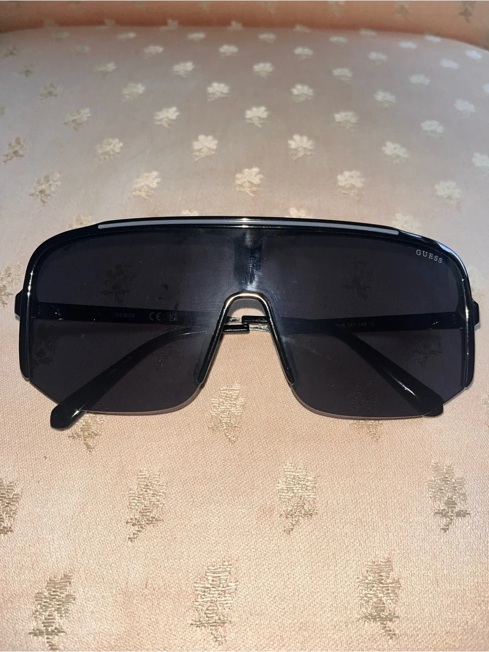 Guess outlet metal