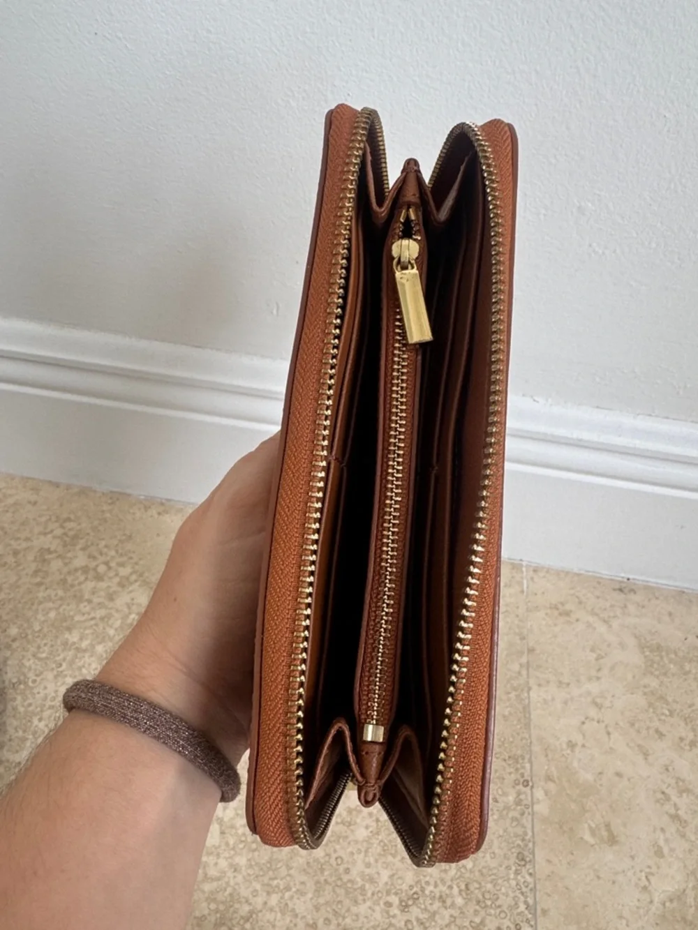 Tory Burch zip around