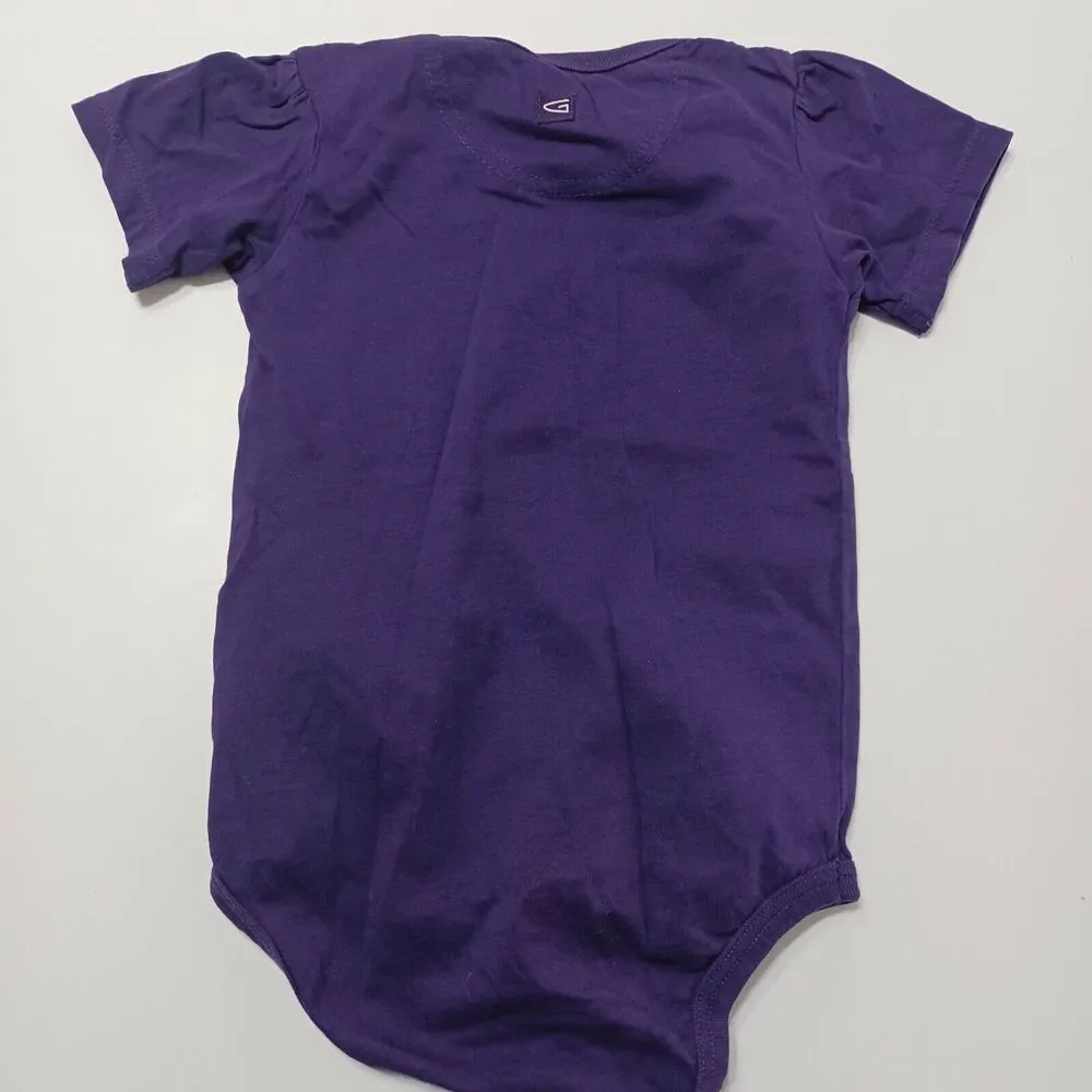 Garb tcu horned