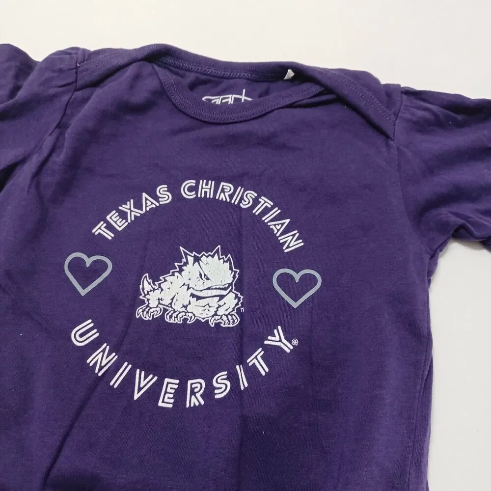 Garb tcu horned