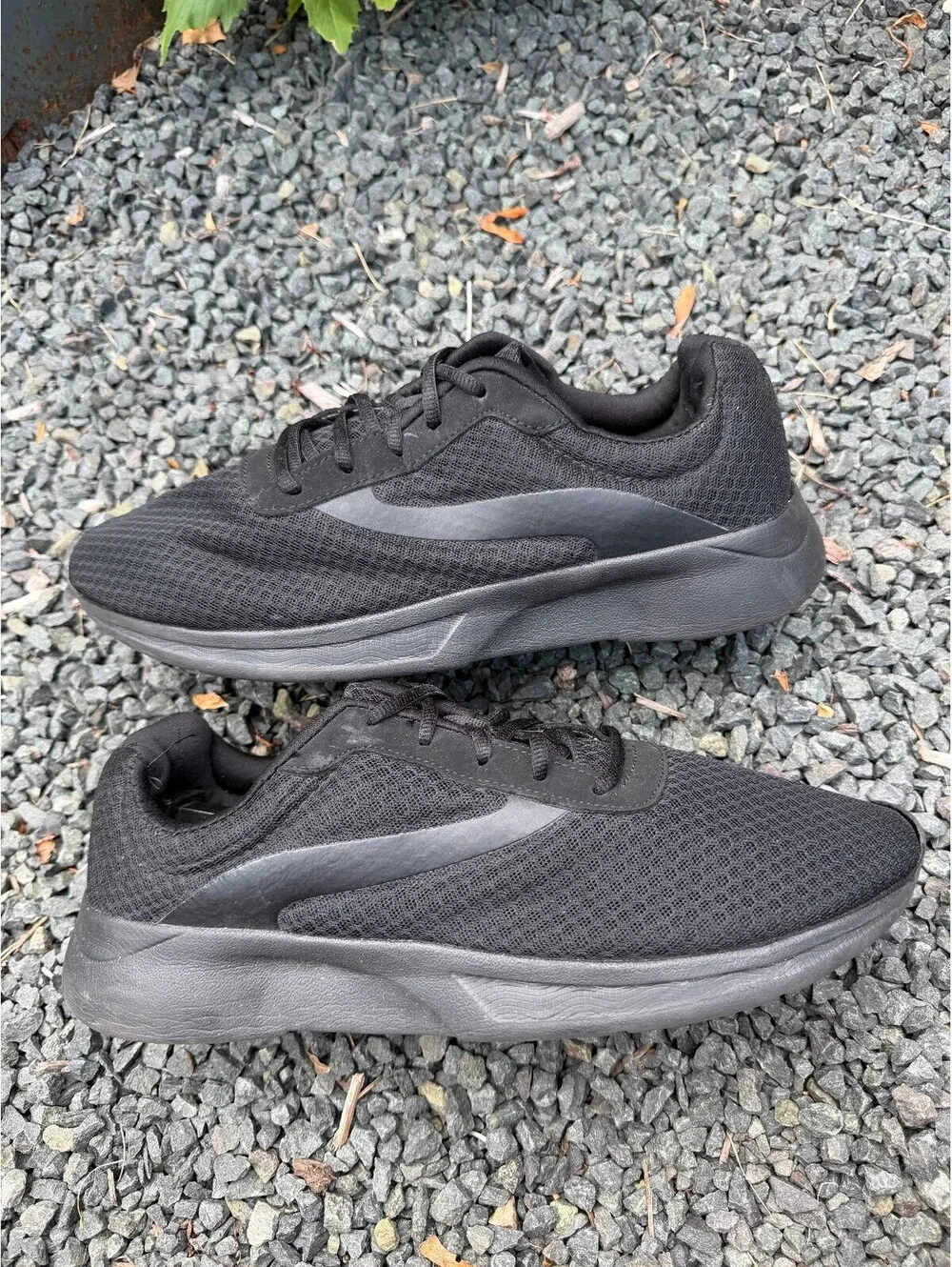 Puma Black Shoes Size 10.5M 12W