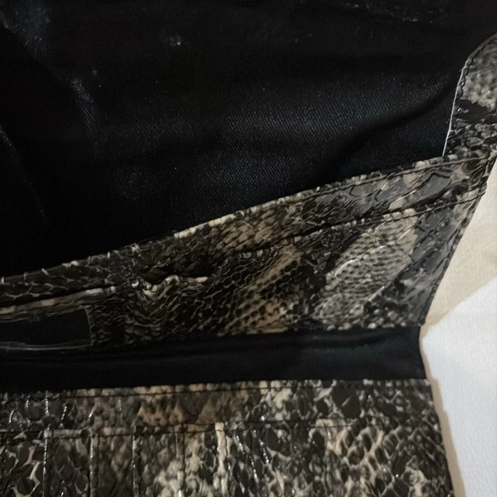 Kenneth Cole Reaction print quick