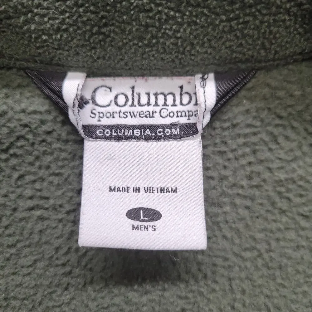 Columbia stand outdoors cool