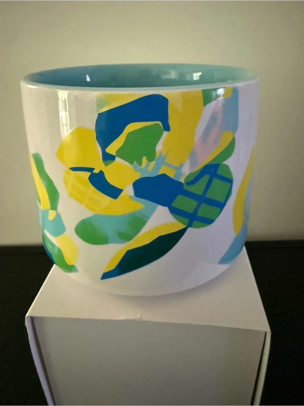 Starbucks citrus floral