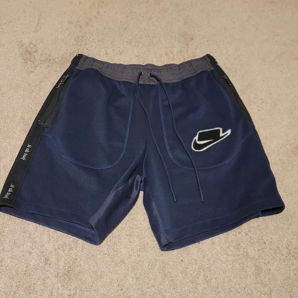 Nike NSW Running Shorts Size M