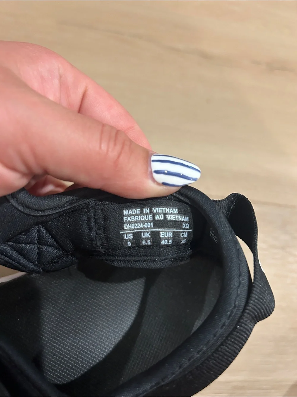 Nike lightweight sandals