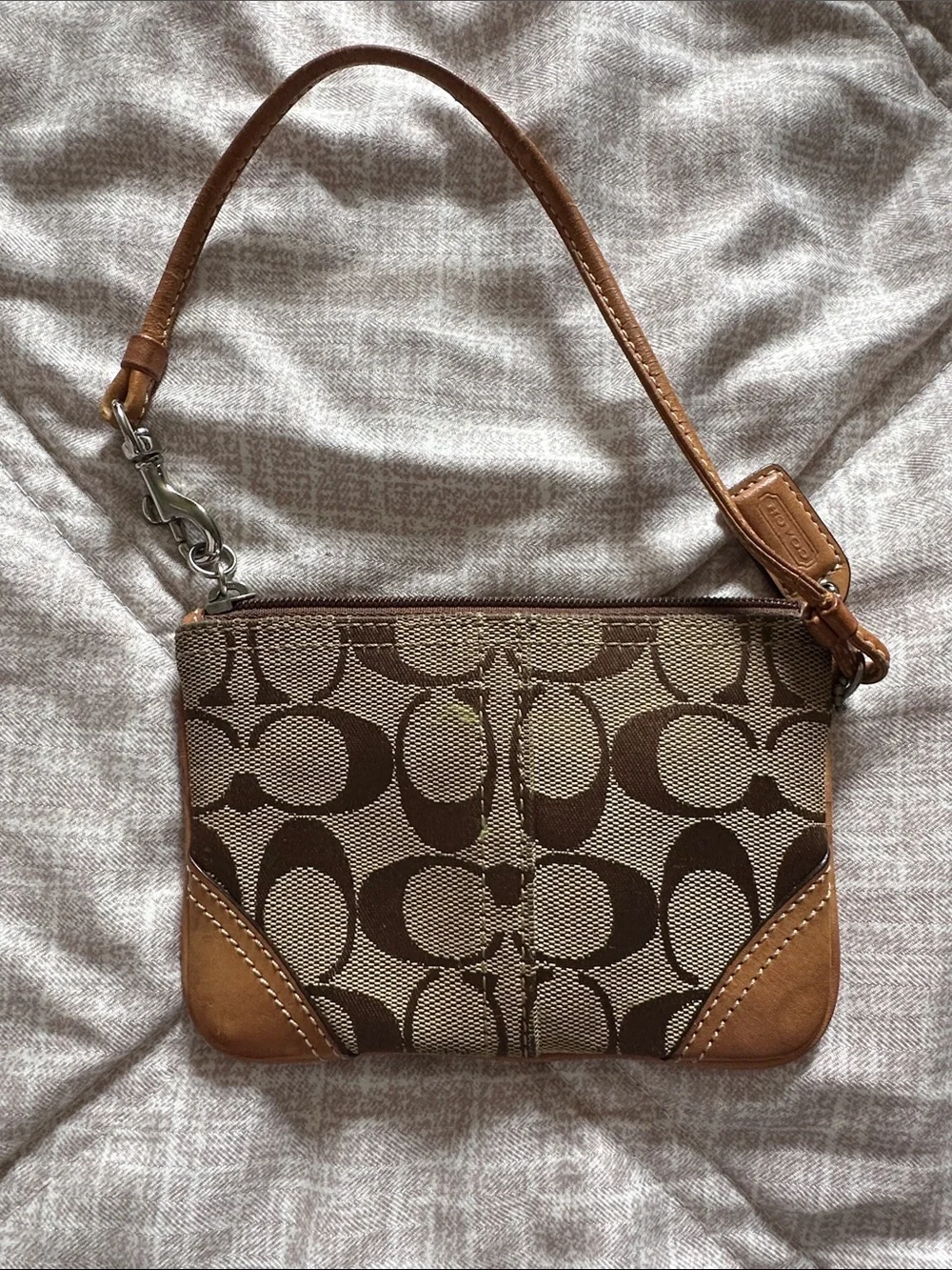 Coach classic wristlet