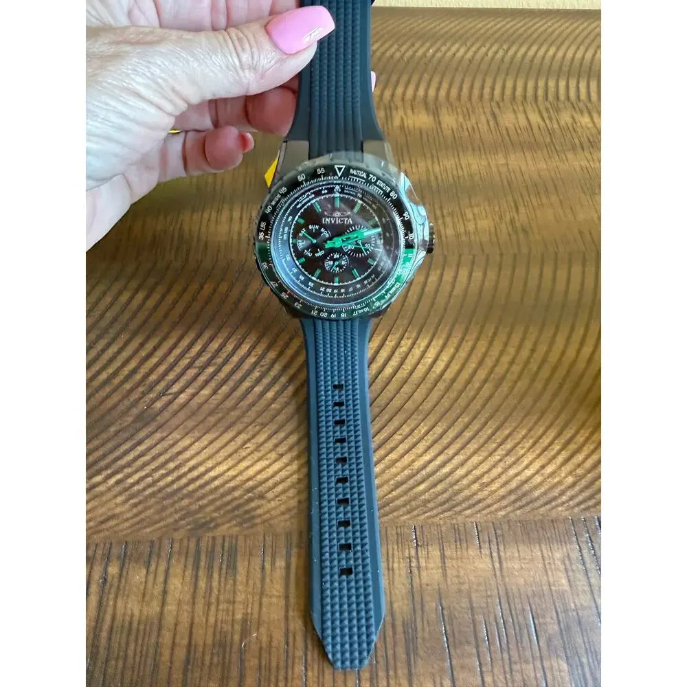 Invicta aviator model