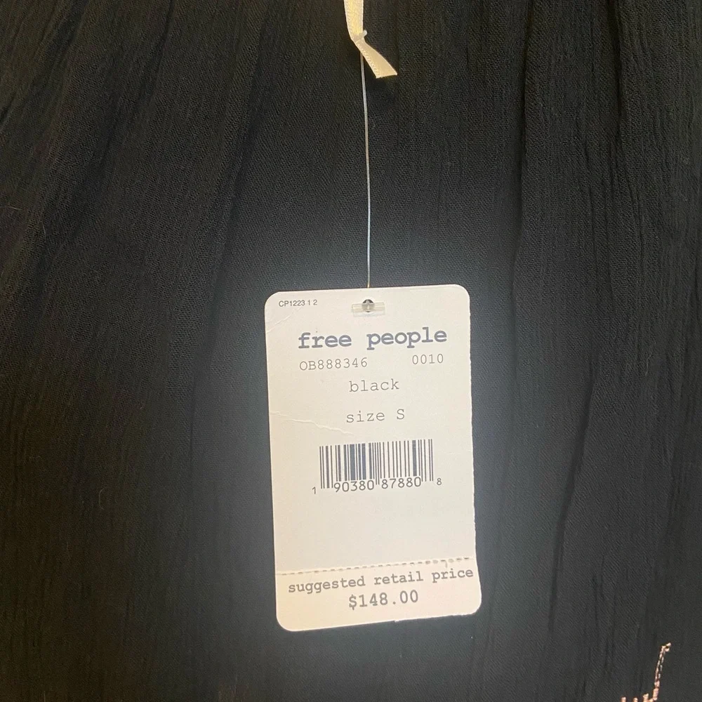 Free People retails new