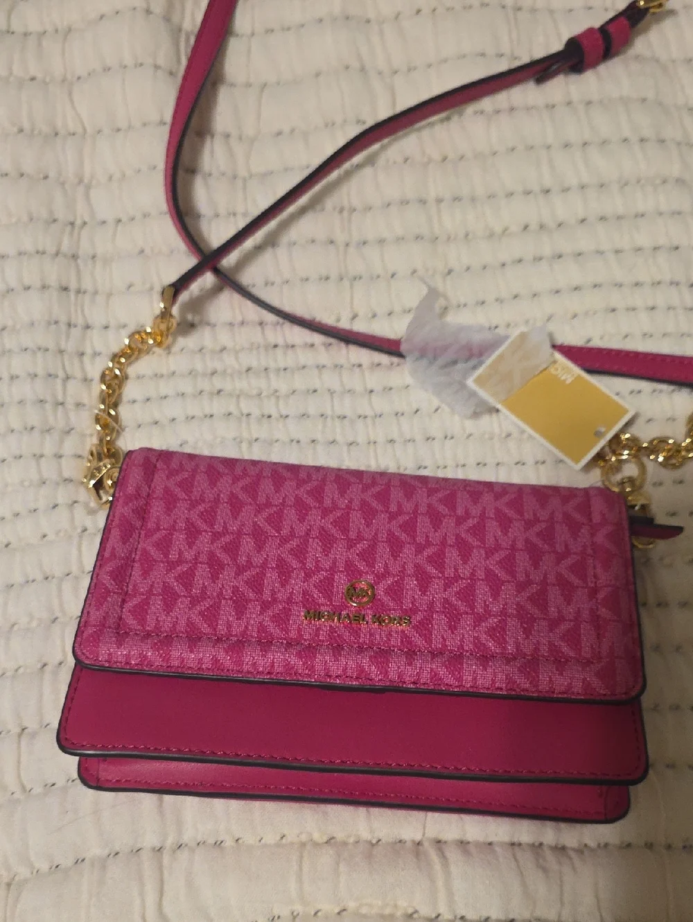 Michael Kors firm phone fits