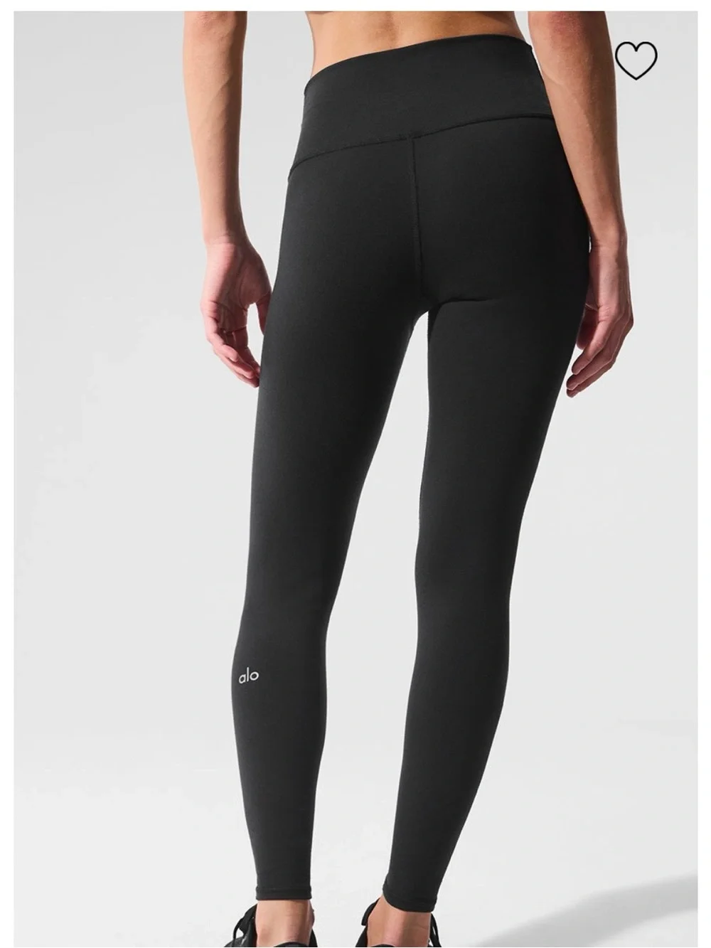 ALO Yoga length hits