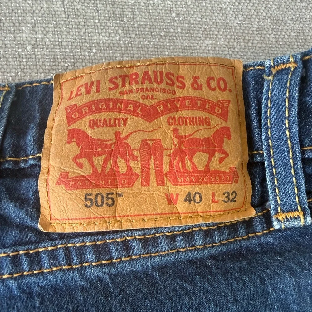 Levis levi straight