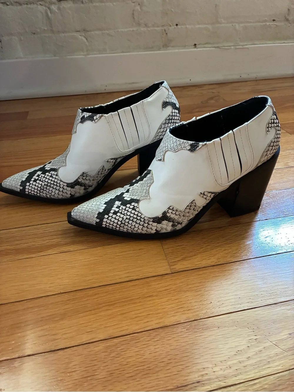 Urban Outfitters White & Black Snake-Print Western Ankle Booties