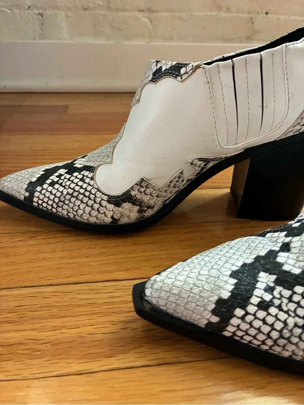 Urban Outfitters pointed toe