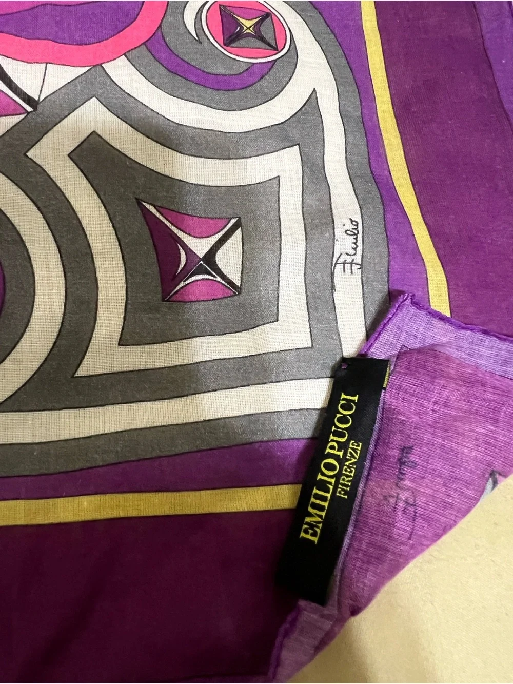 N/A emilio pucci