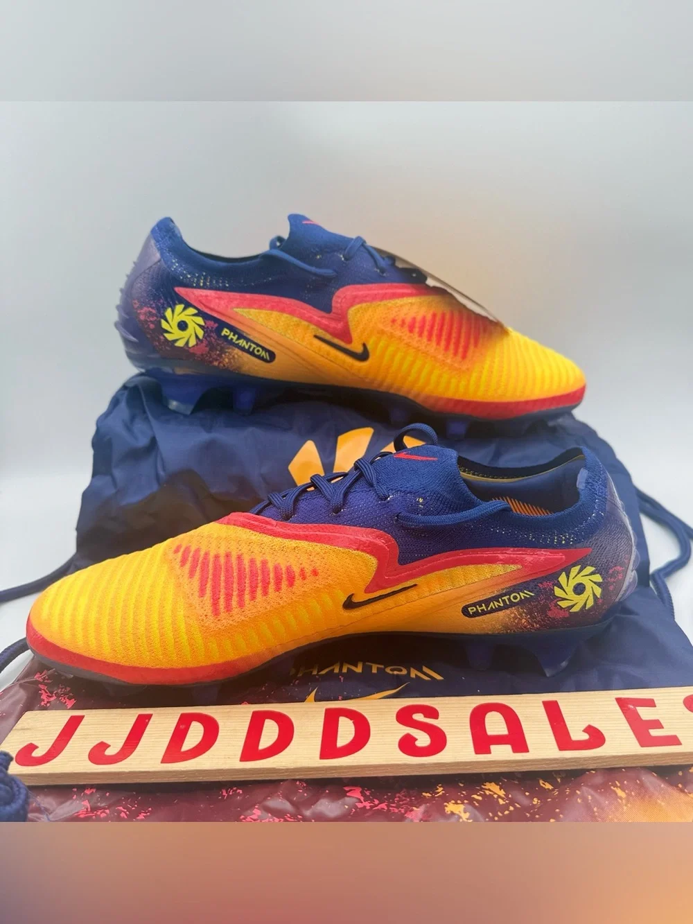 Nike phantom elite